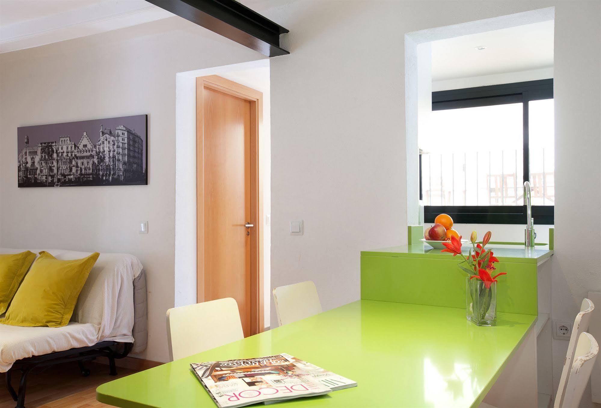 Castro Exclusive Residences Gracia Barcellona Esterno foto