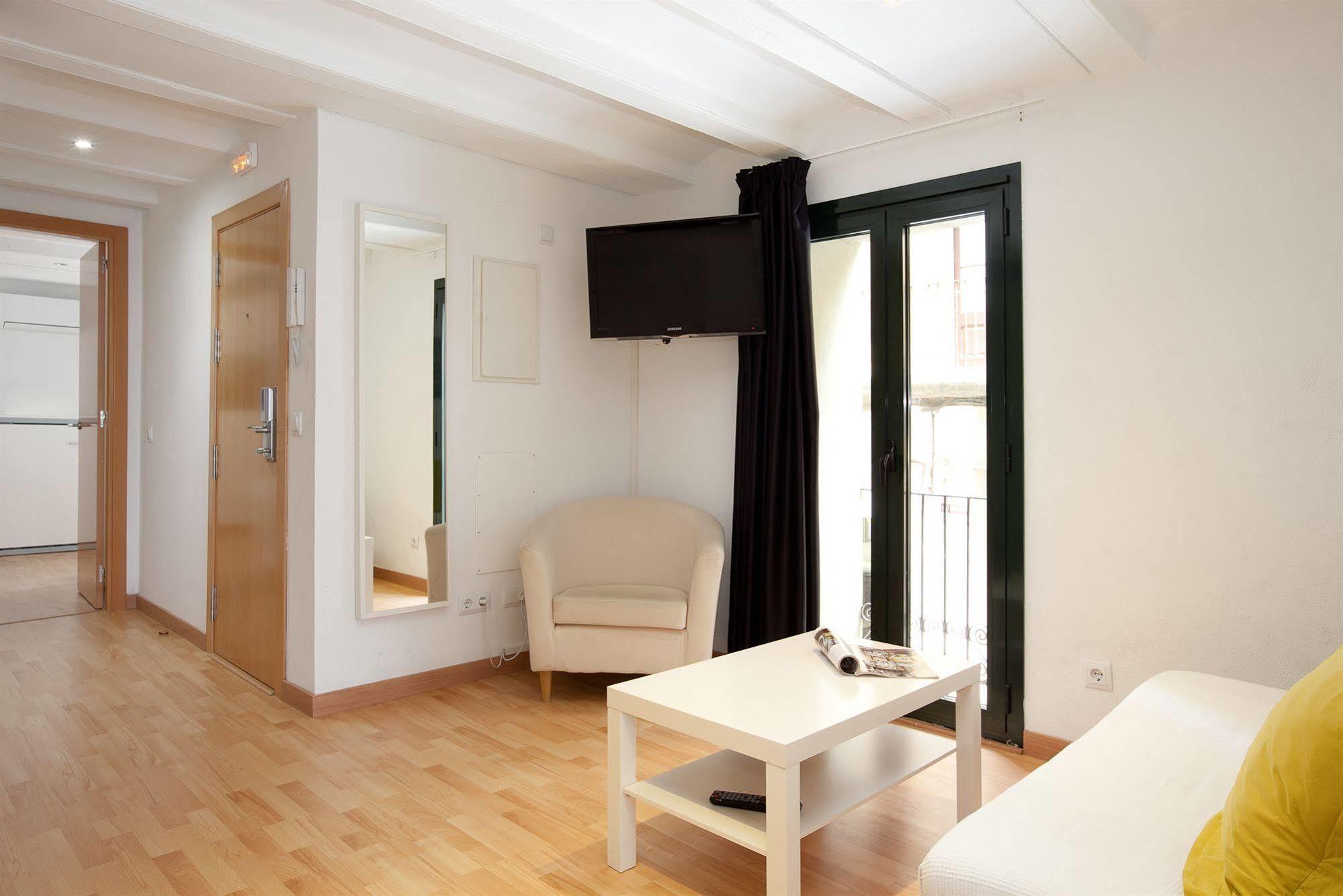 Castro Exclusive Residences Gracia Barcellona Esterno foto