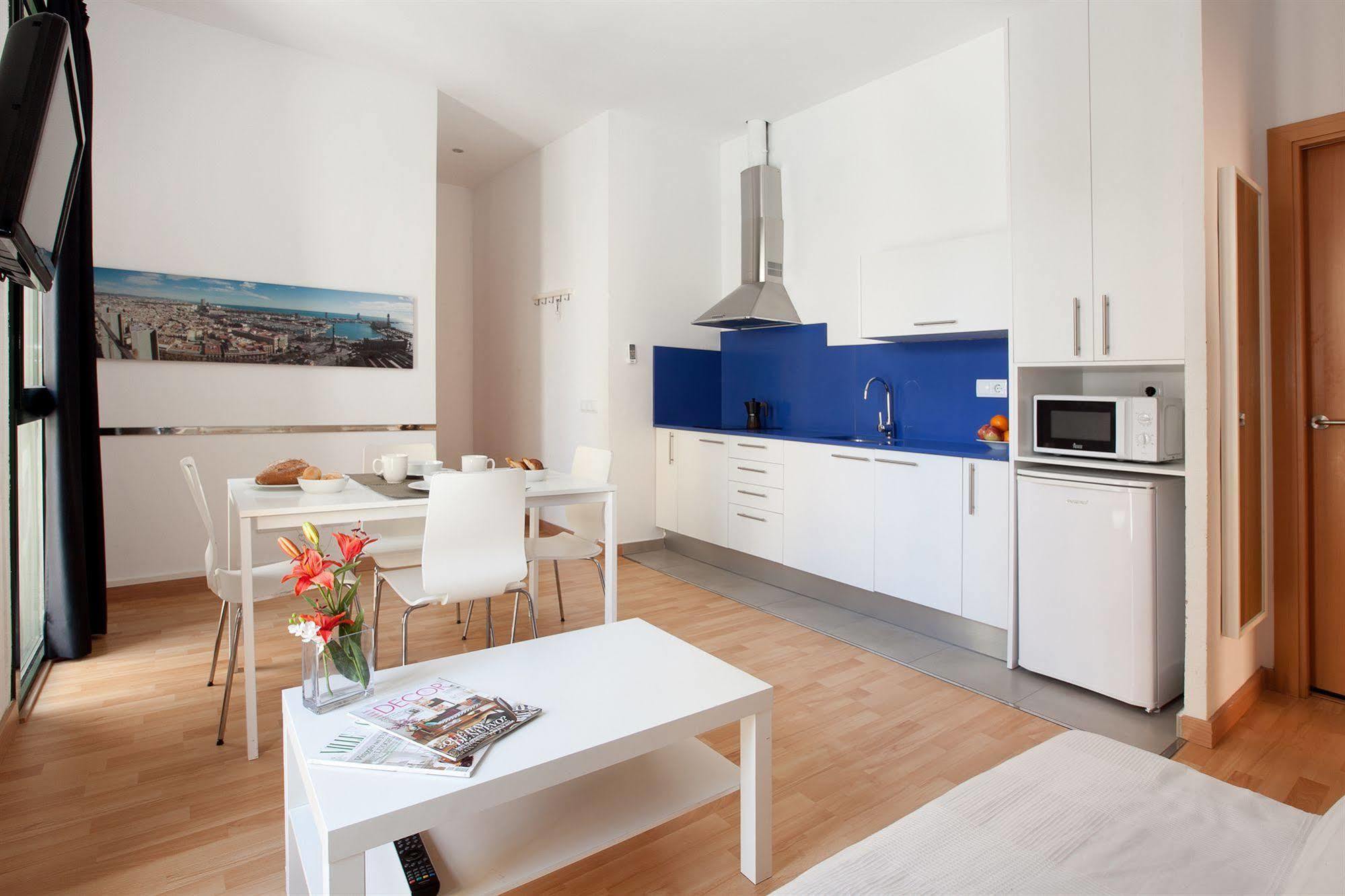 Castro Exclusive Residences Gracia Barcellona Esterno foto