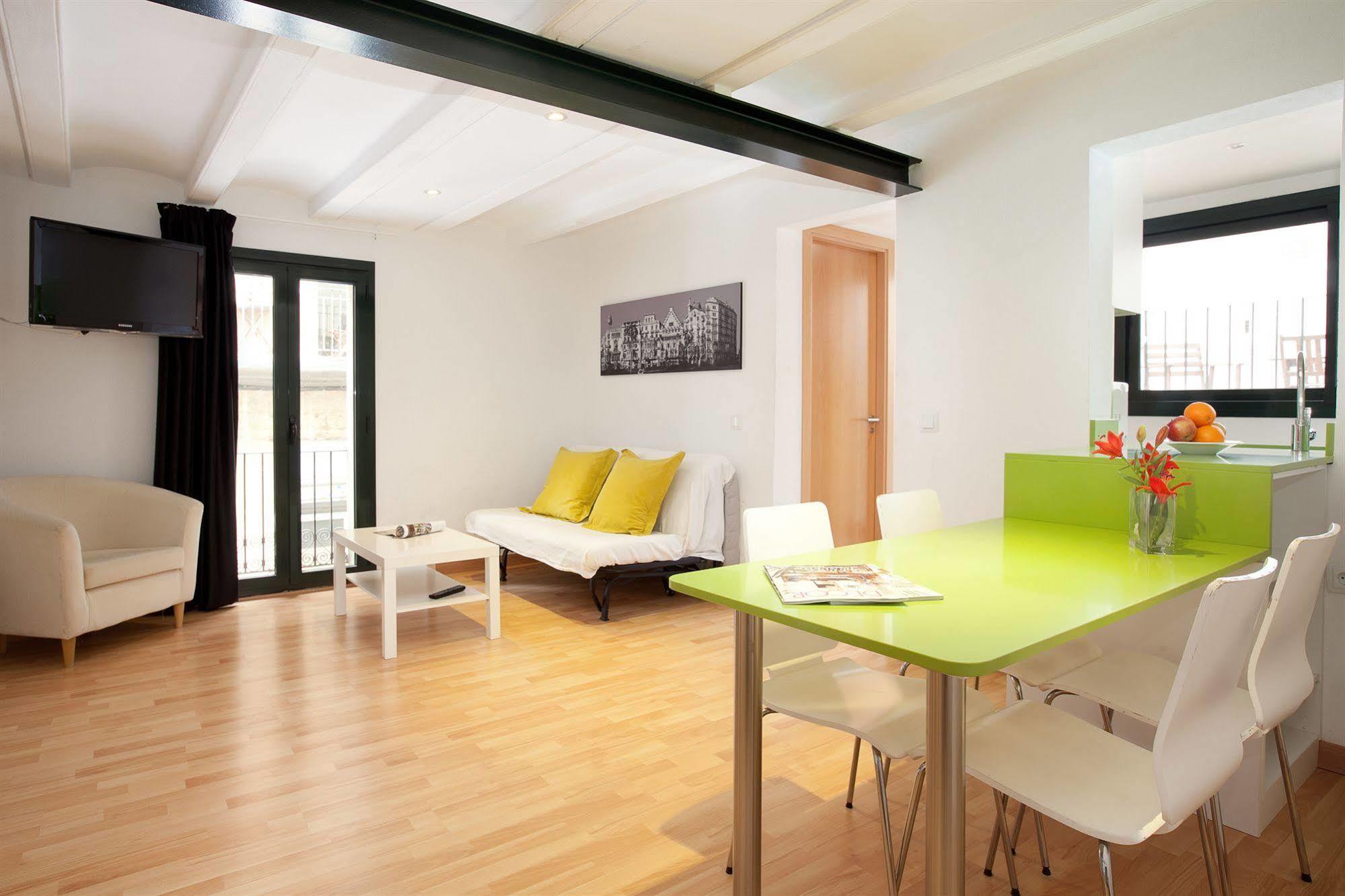 Castro Exclusive Residences Gracia Barcellona Esterno foto