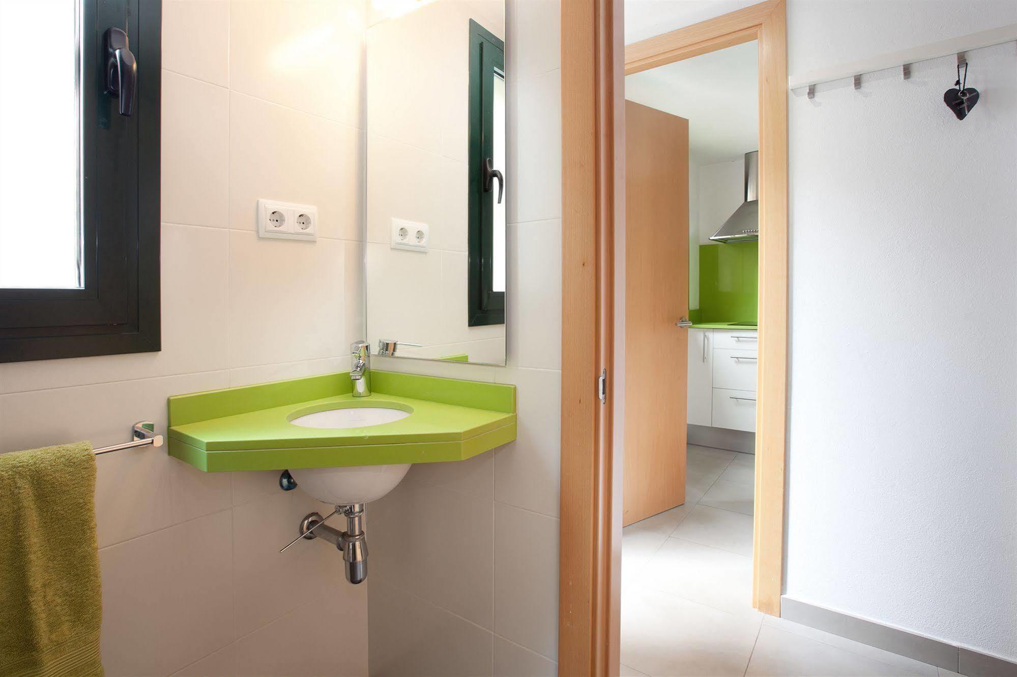 Castro Exclusive Residences Gracia Barcellona Esterno foto
