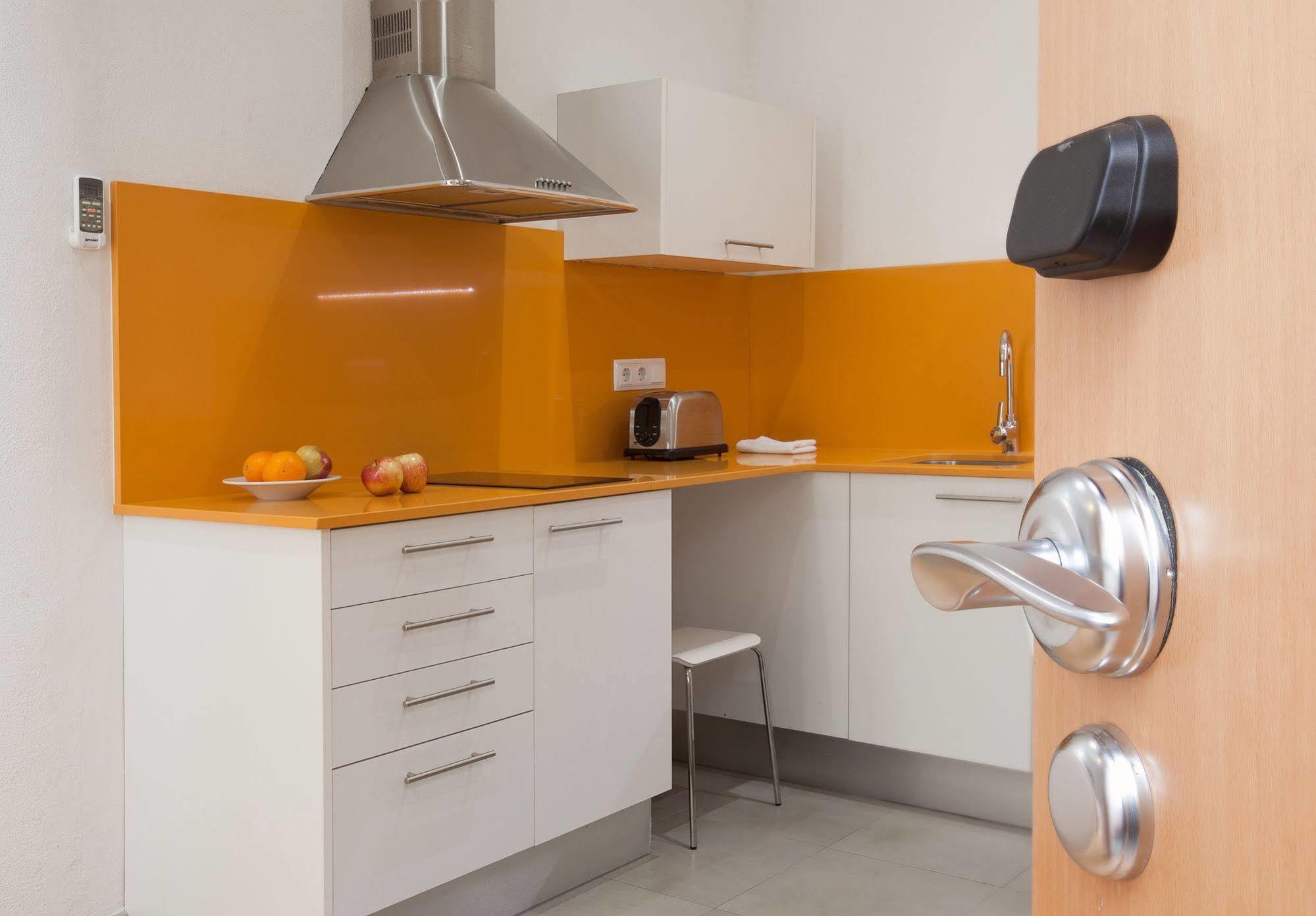 Castro Exclusive Residences Gracia Barcellona Esterno foto