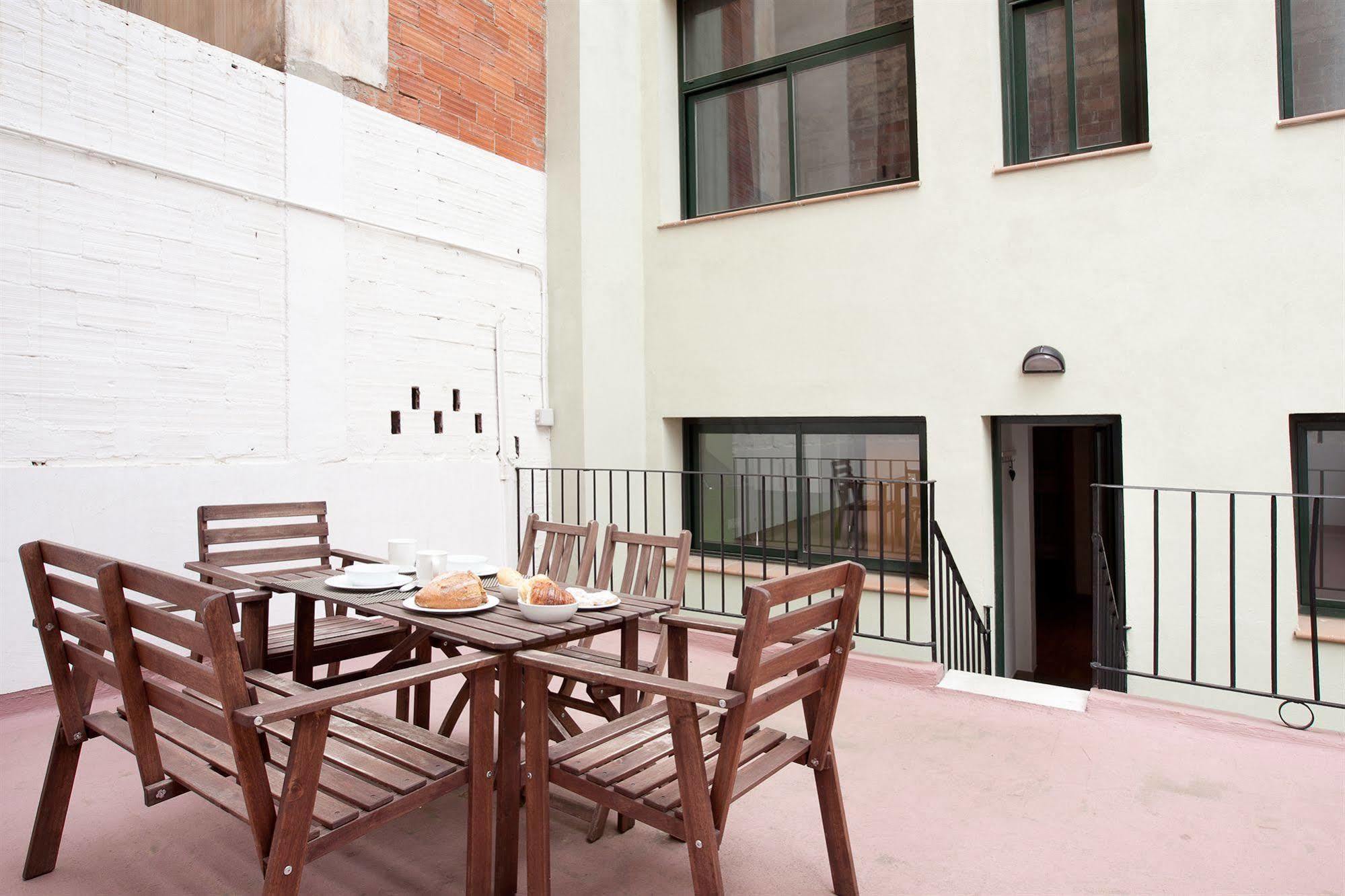 Castro Exclusive Residences Gracia Barcellona Esterno foto